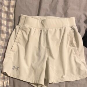 Under Armour White Athletic Shorts Lightweight Performance